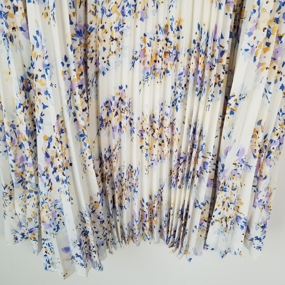 Vince Camuto Pleated Chiffon Midi Skirt Floral Print Size XXL - Picture 8 of 12